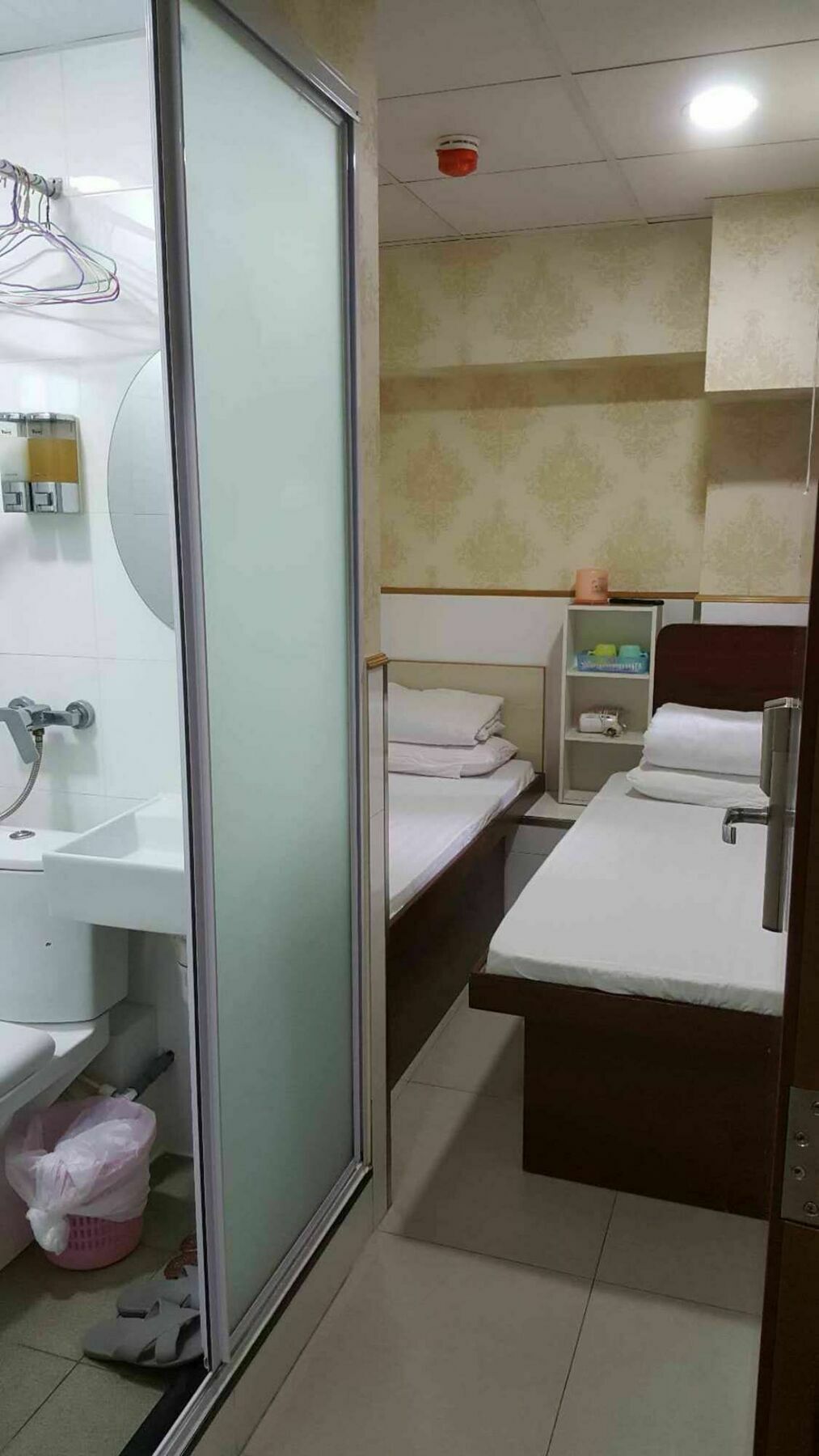 Lung Wa Hotel هونغ كونغ المظهر الخارجي الصورة